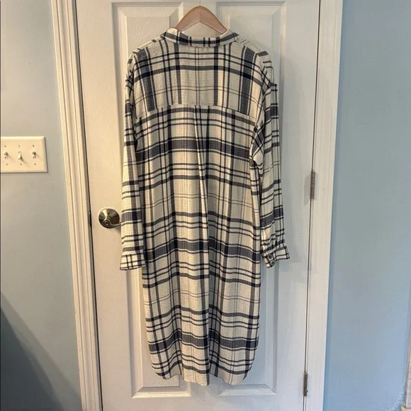 Anthropologie Pilcro Side-Slit Maci Tunic Buttondown in Ivory Plaid, size L, NWT - Picture 10 of 12